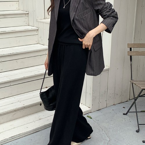 반폴라 캡소매 반팔 니트 와이드 밴딩 니트 팬츠 투피스 세트 st2943