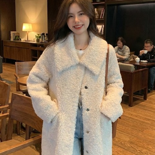 멋퀸 롱 울100 오버핏 양모코트 뽀글이 리얼양털 퍼코트 테디베어