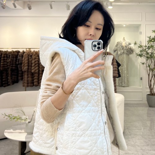 [OUTLET]리버서블 까나쥬 후디드 밍크 패딩 베스트 SA06